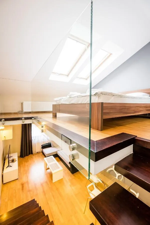 Radziwillowska Old Town Deluxe Apartment Wawelofts location